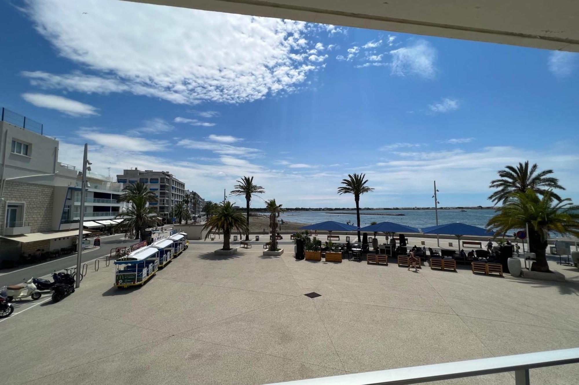 L'Imperial 1- Appartement Tout Confort 1 Chambre Vue Mer Le Grau-du-Roi Esterno foto