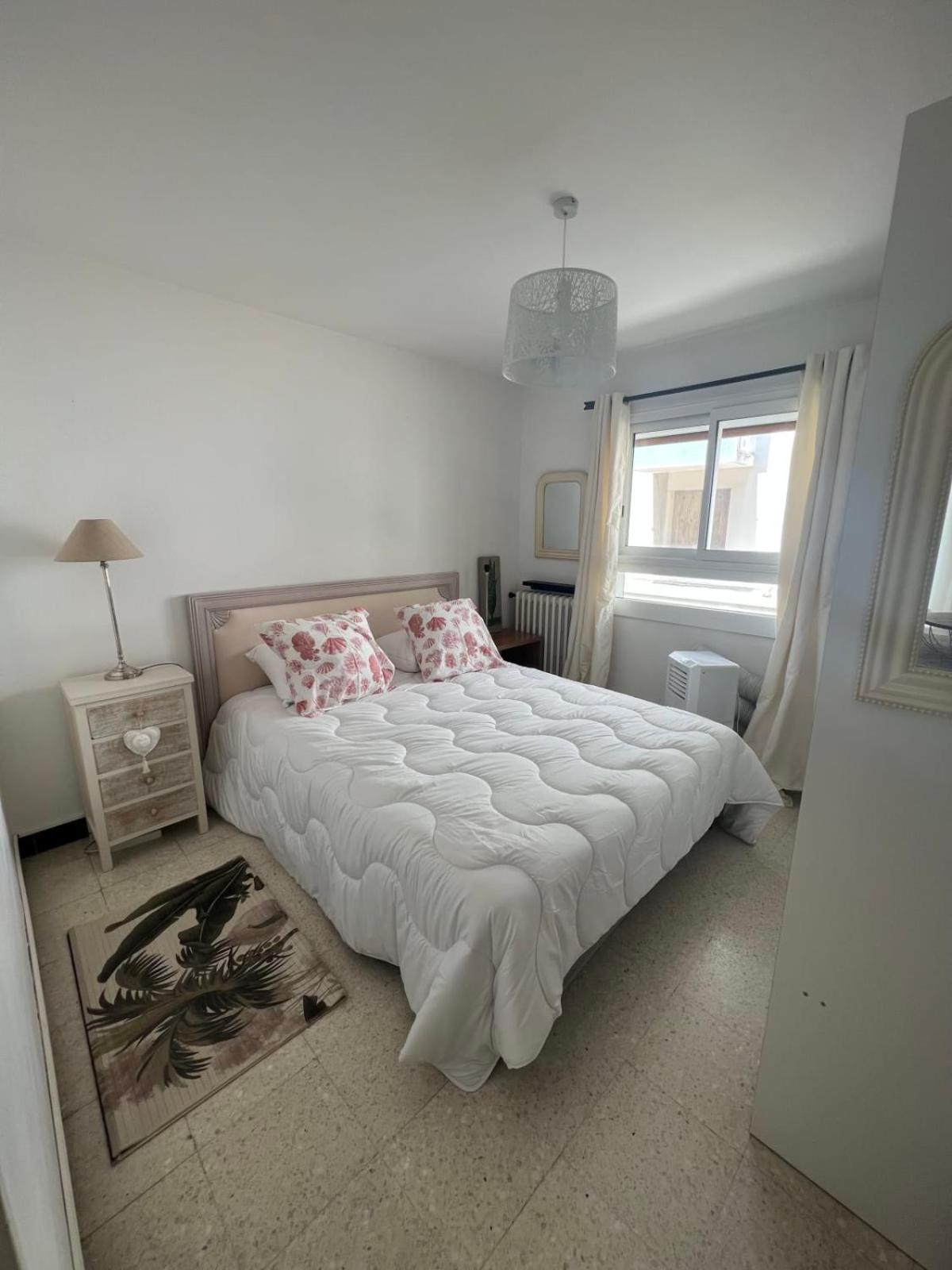 L'Imperial 1- Appartement Tout Confort 1 Chambre Vue Mer Le Grau-du-Roi Esterno foto